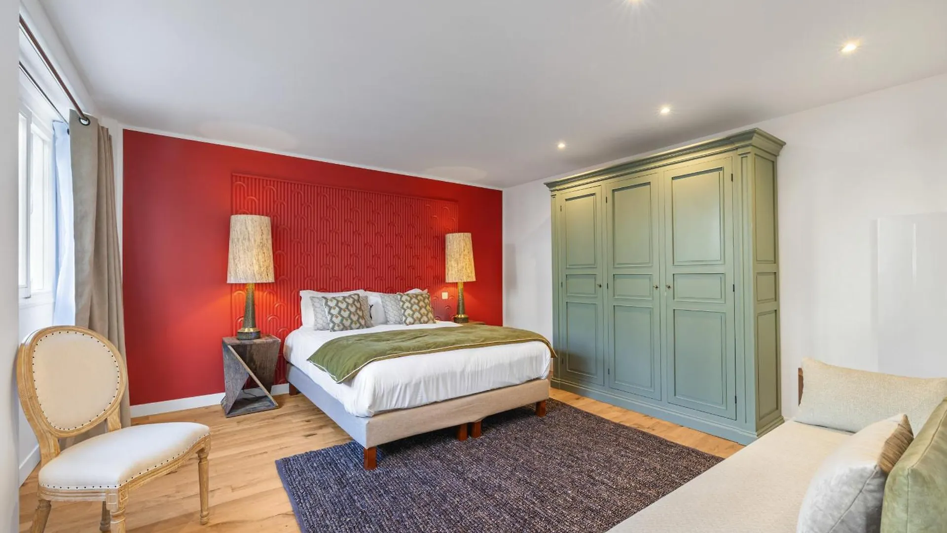 Scarlett Apartment Paris
